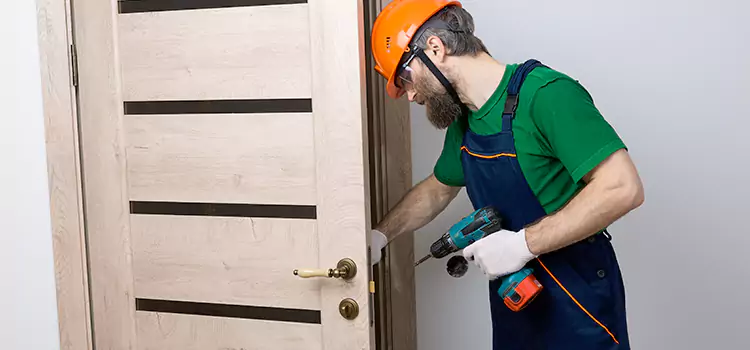 Replace Internal Door Handle with Lock West Seneca